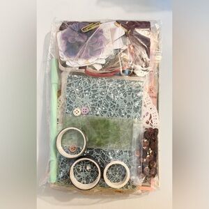 Green - Mega Junk Journal Kit - 150+ Pcs - Vintage & Botanical